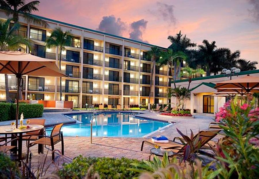 Courtyard By Marriott Fort Lauderdale East / Lauderdale-By-The-Sea Exterior foto